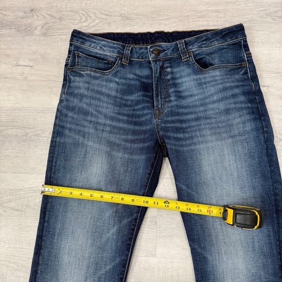 Buffalo David Bitton Faded Blue Relaxed Straight Driven Jeans Size 36 Inseam 27 - Picture 17 of 17